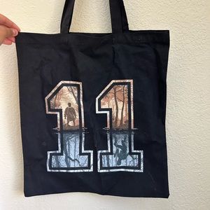STRANGER THINGS TOTE BAG